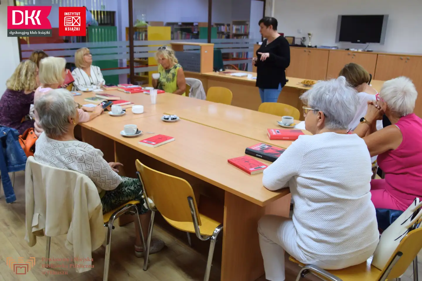 WRZEŚNIOWE SPOTKANIE DYSKUSYJNEGO KLUBU KSIĄŻKI