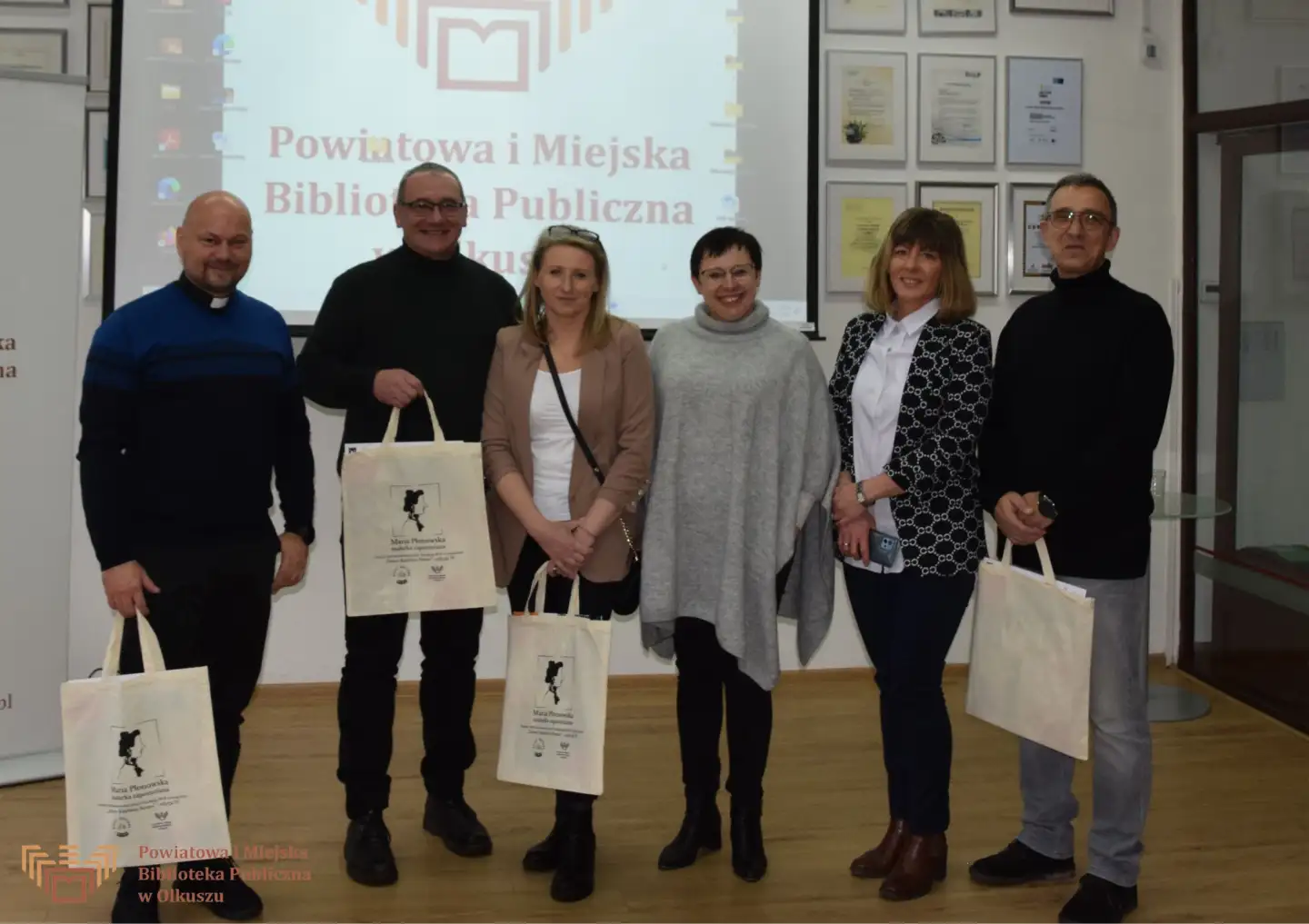 PROJEKT PT.: „MARIA PŁONOWSKA – MALARKA ZAPOMNIANA” W RAMACH IV EDYCJI KONKURSU GRANTOWEGO „DZIECI KAPITANA NEMO”