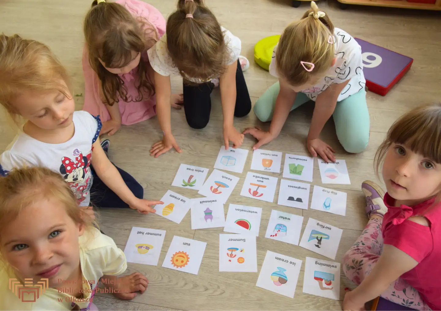 ZAKOŃCZENIE CYKLU ZABAW Z KSIĄŻKĄ - ZAPRASZAMY OD WRZEŚNIA!